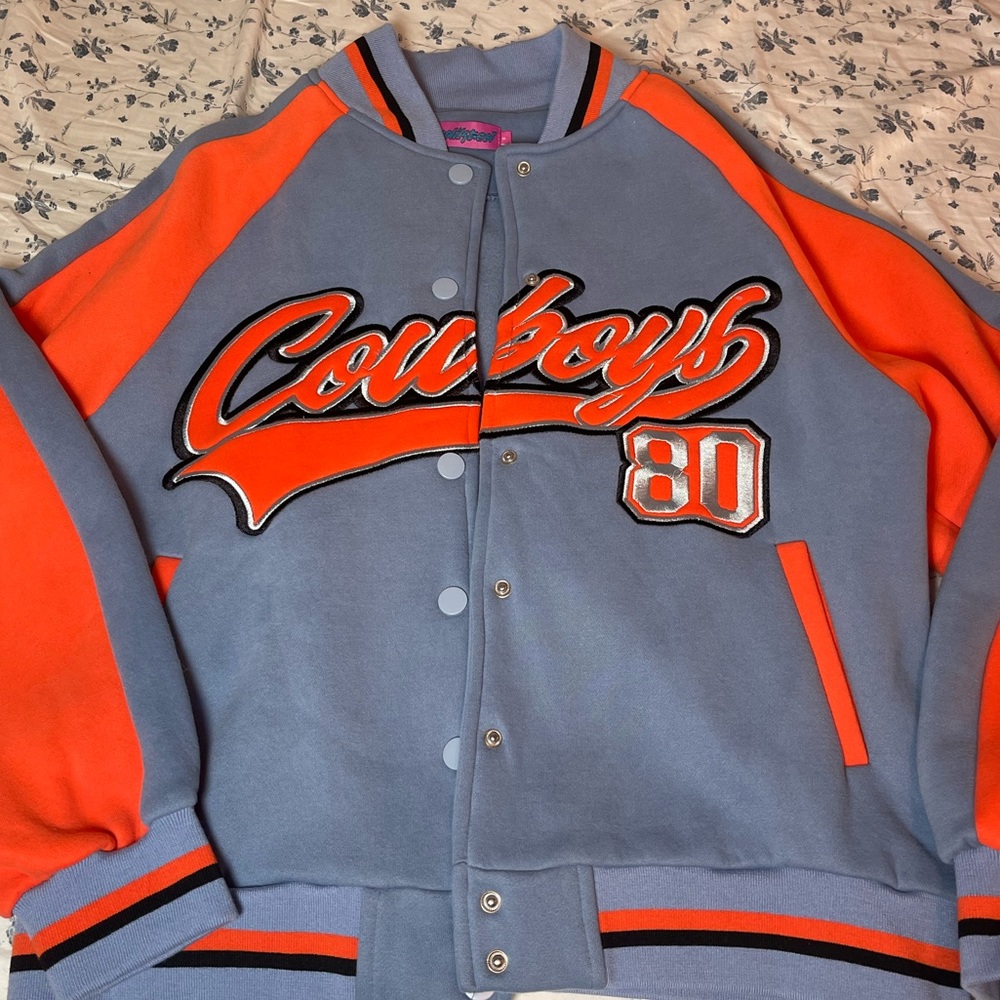 New never been worn Edikted jacket
